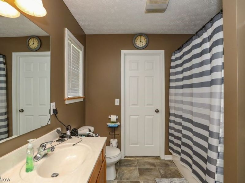 5281 Deer Trace Drive, Kent, OH 44240 Photo 30
