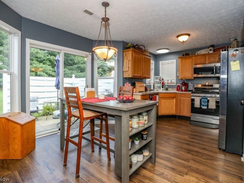 5281 Deer Trace Drive, Kent, OH 44240 Photo 8