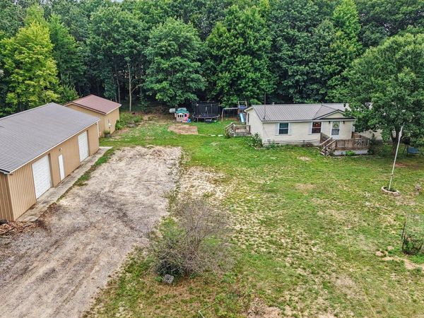 5847 W Austrian Pine Lane, Grant, MI 49327