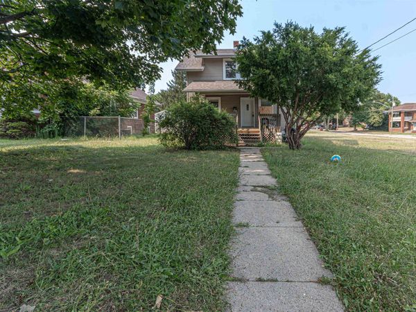 1207 Montague Street, ROCKFORD, IL 61102
