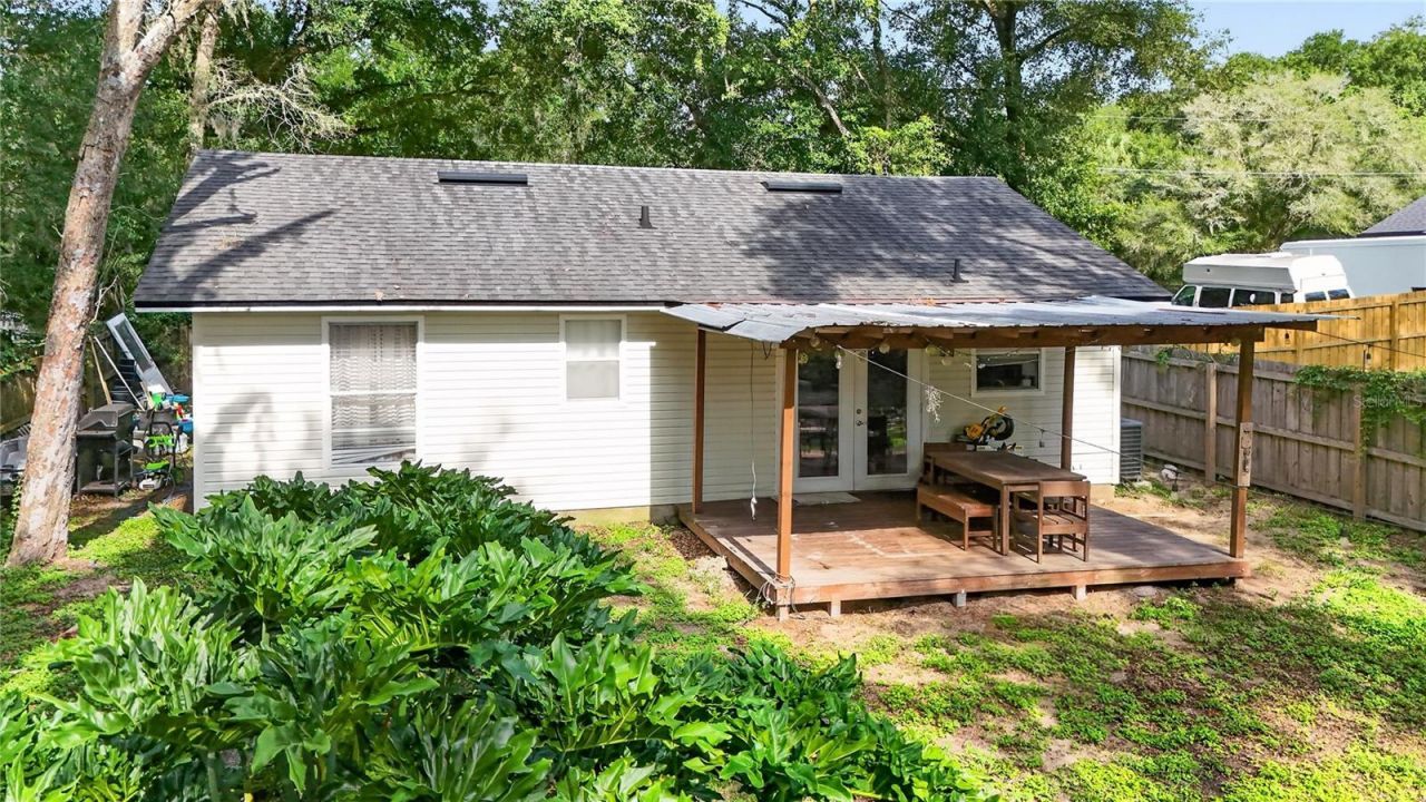 30832 Ridgeview Avenue , Mount Plymouth, FL 32776 Photo