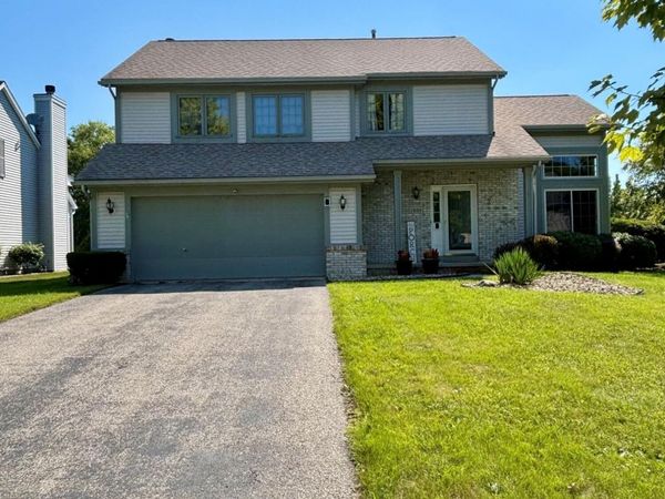 1909 Hartford Lane, Holland, OH 43528
