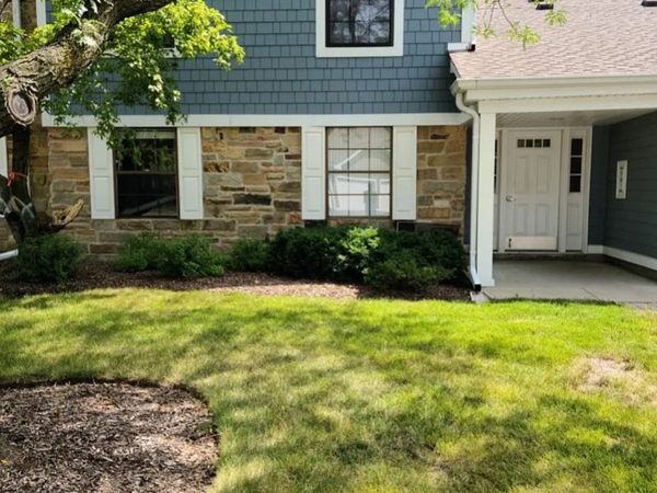 221 Hawthorne Court , Unit C1, Schaumburg, IL 60193