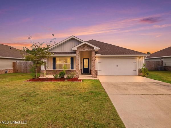 6602 Eastland Circle, Biloxi, MS 39532