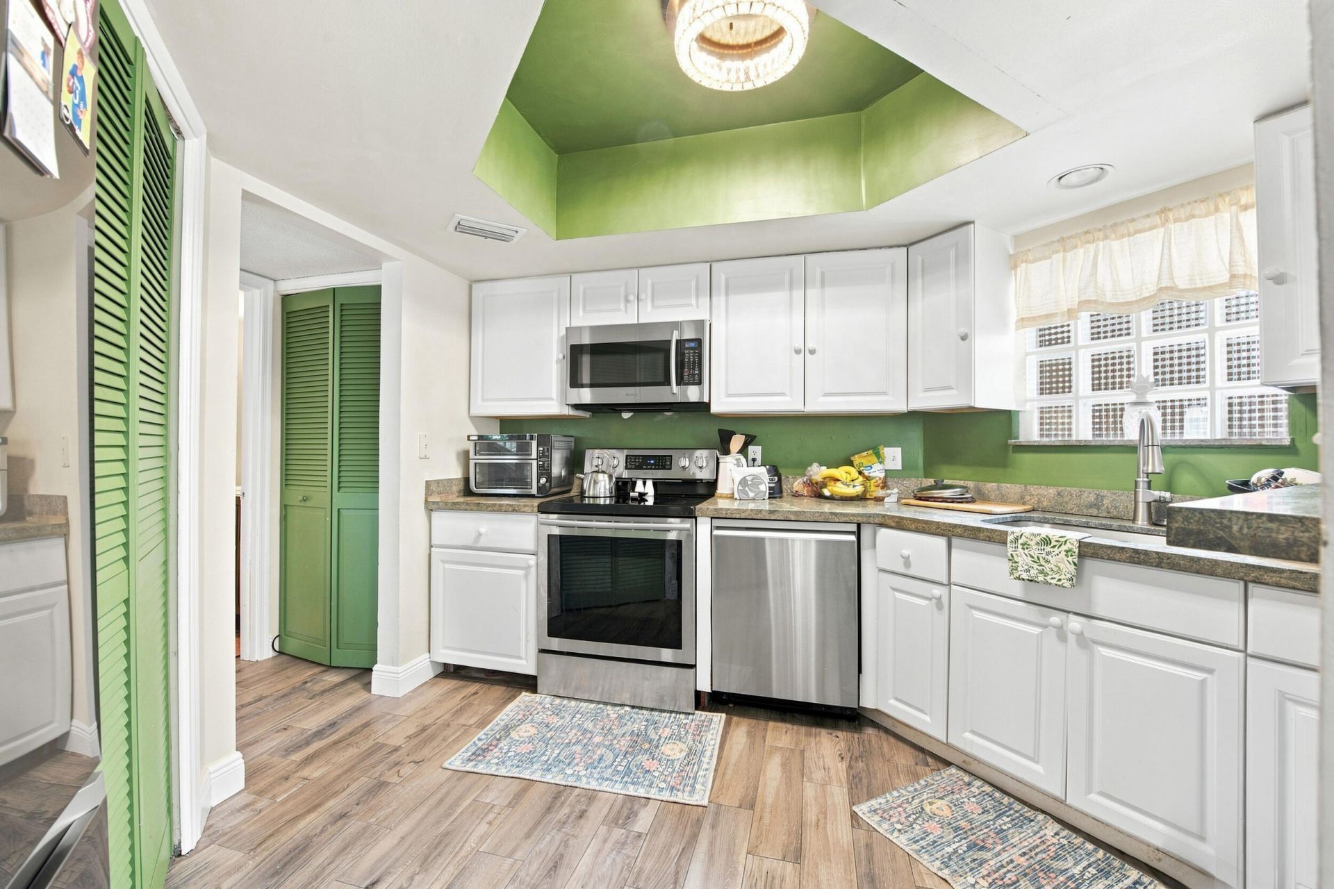 126 Weybridge Circle, Unit B, Royal Palm Beach, FL 33411 Photo