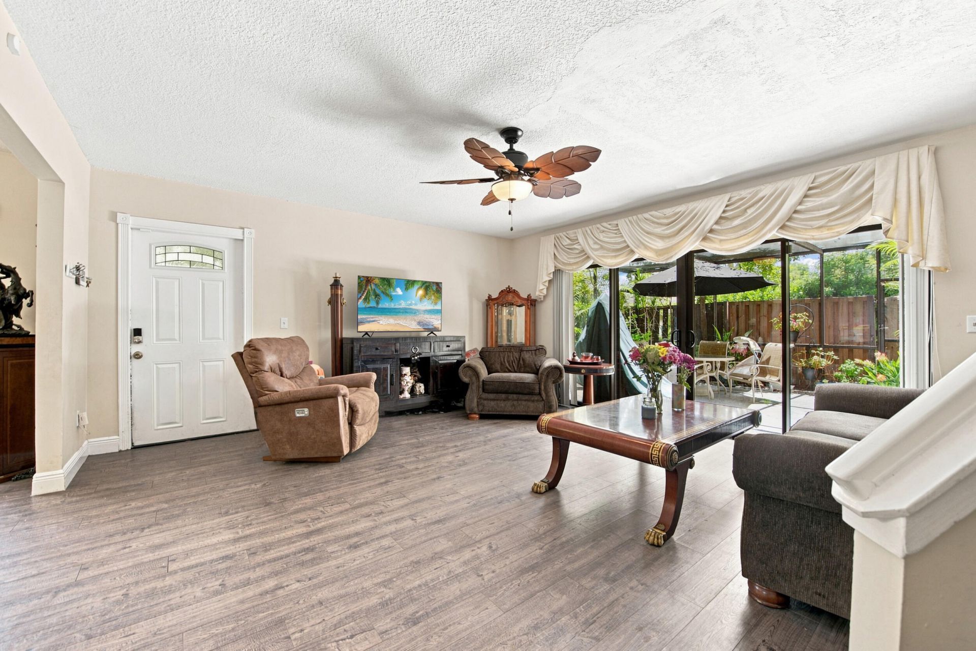 126 Weybridge Circle, Unit B, Royal Palm Beach, FL 33411 Photo
