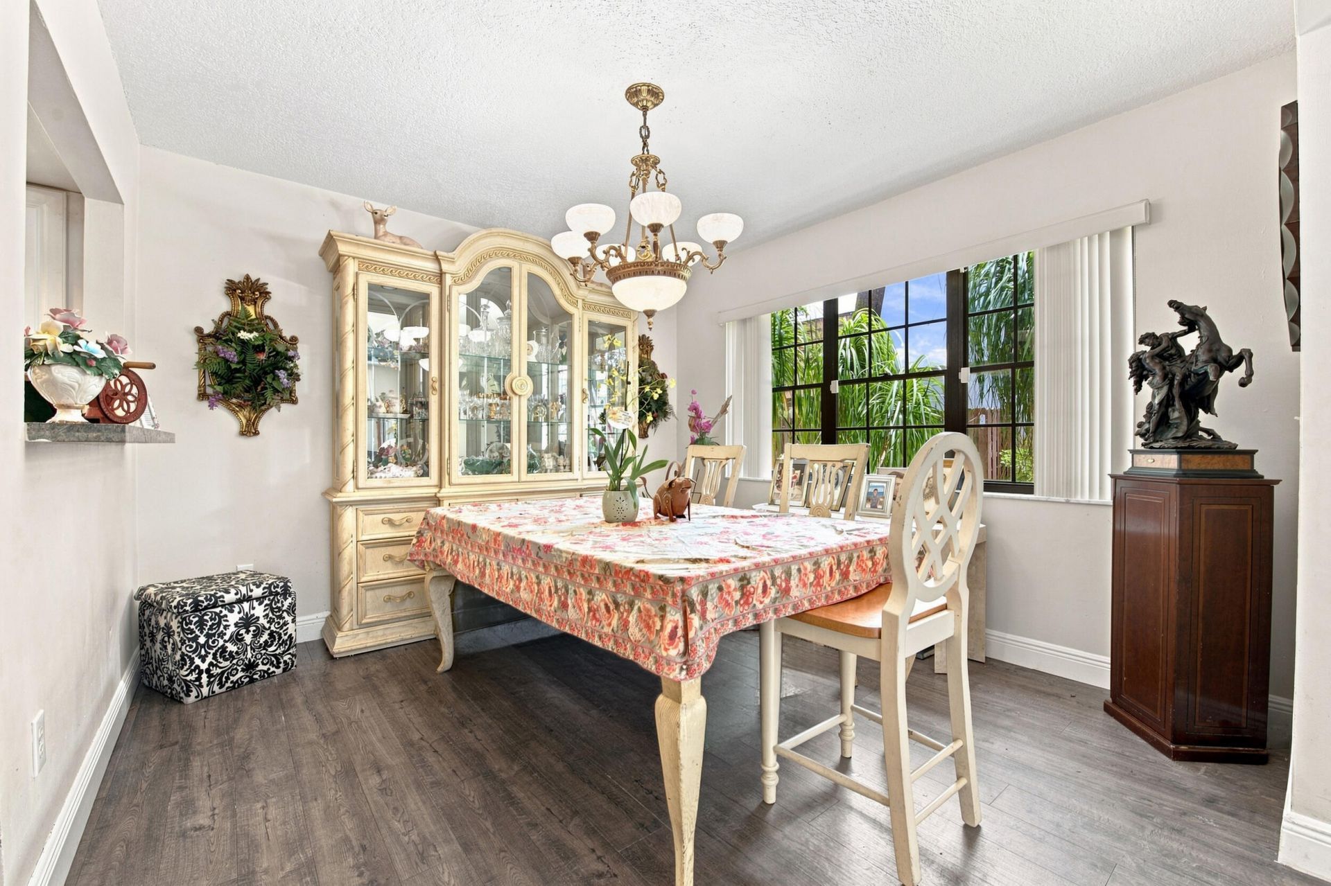 126 Weybridge Circle, Unit B, Royal Palm Beach, FL 33411 Photo