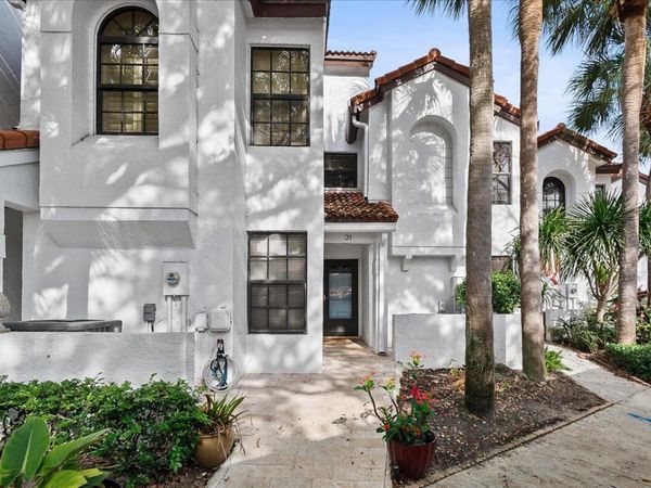 2359 TREASURE ISLE Drive, Unit 31, Palm Beach Gardens, FL 33410