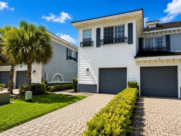 3418 NW 13th St , Lauderhill, FL 33311
