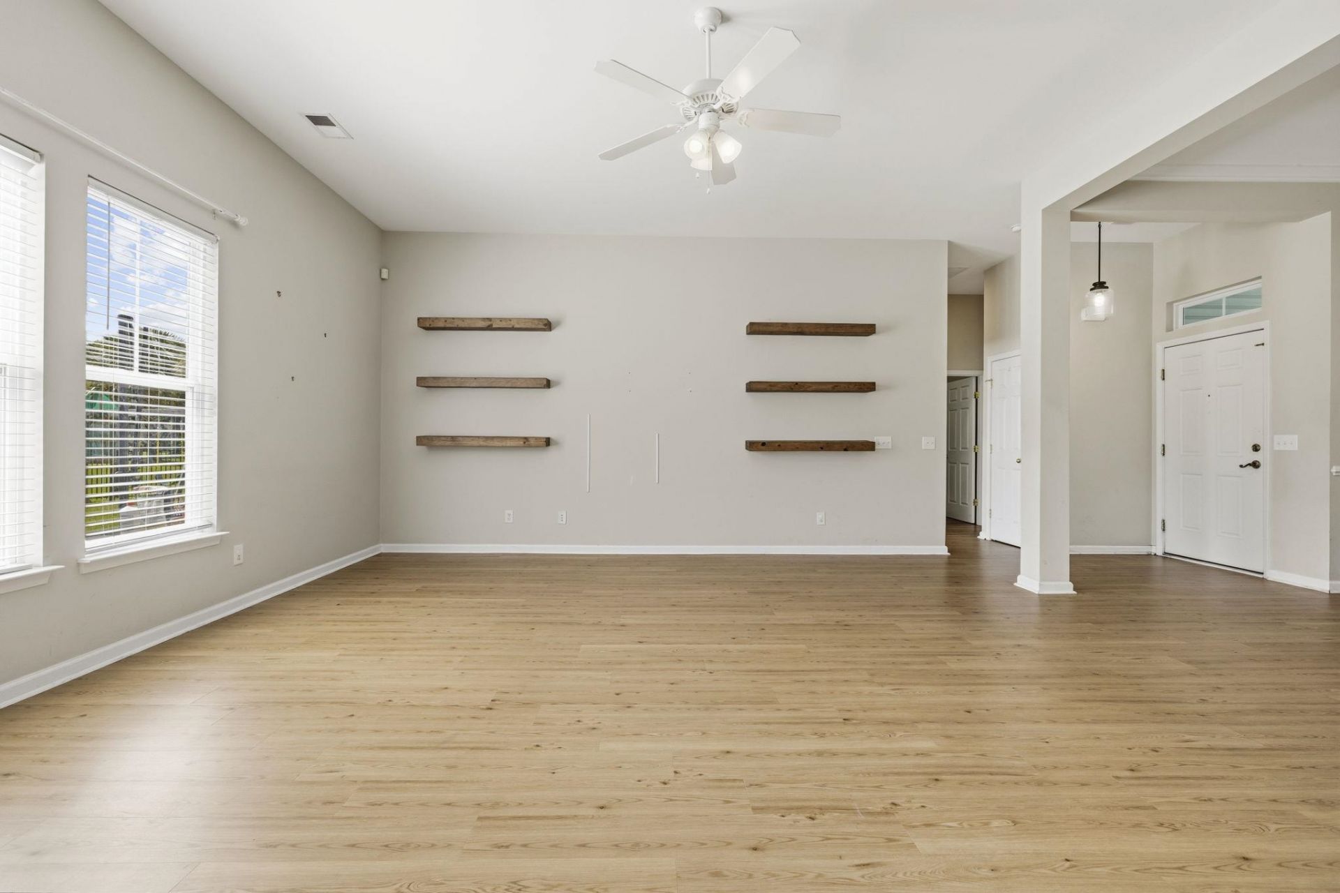 113 Haig Dr. Photo 6