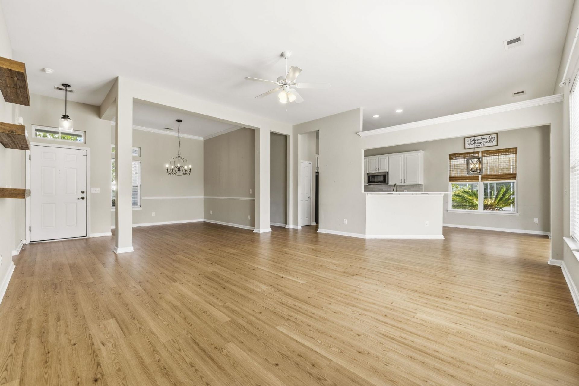 113 Haig Dr. Photo 7