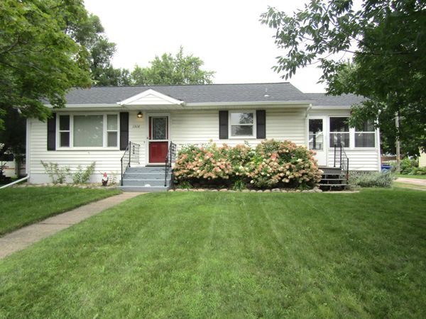 1316 11th Avenue, Clarkfield, MN 56223