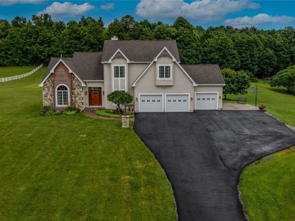 1695 Brewer Road , Oneida, NY 13421