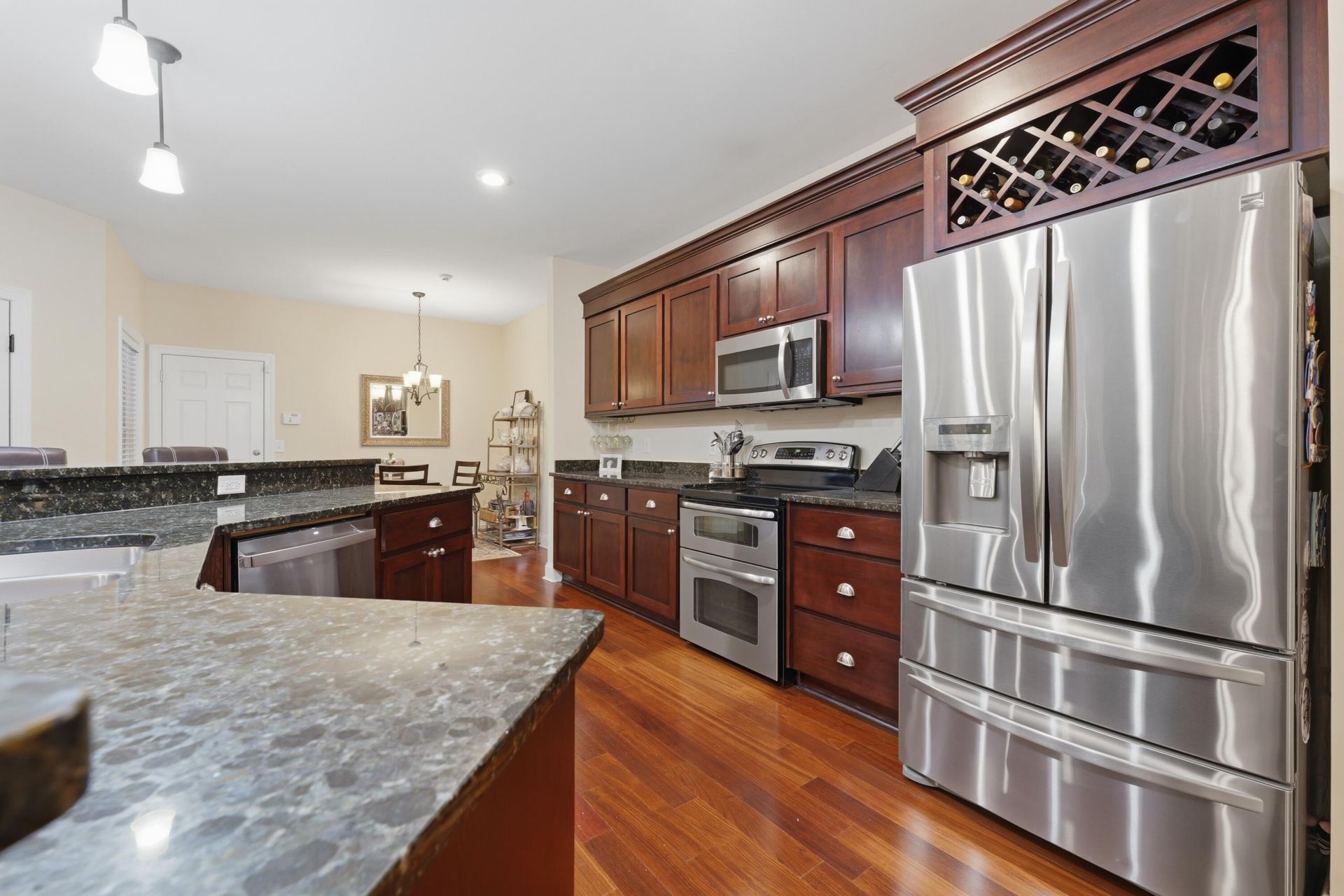 207 Summer Breeze Way Photo 15