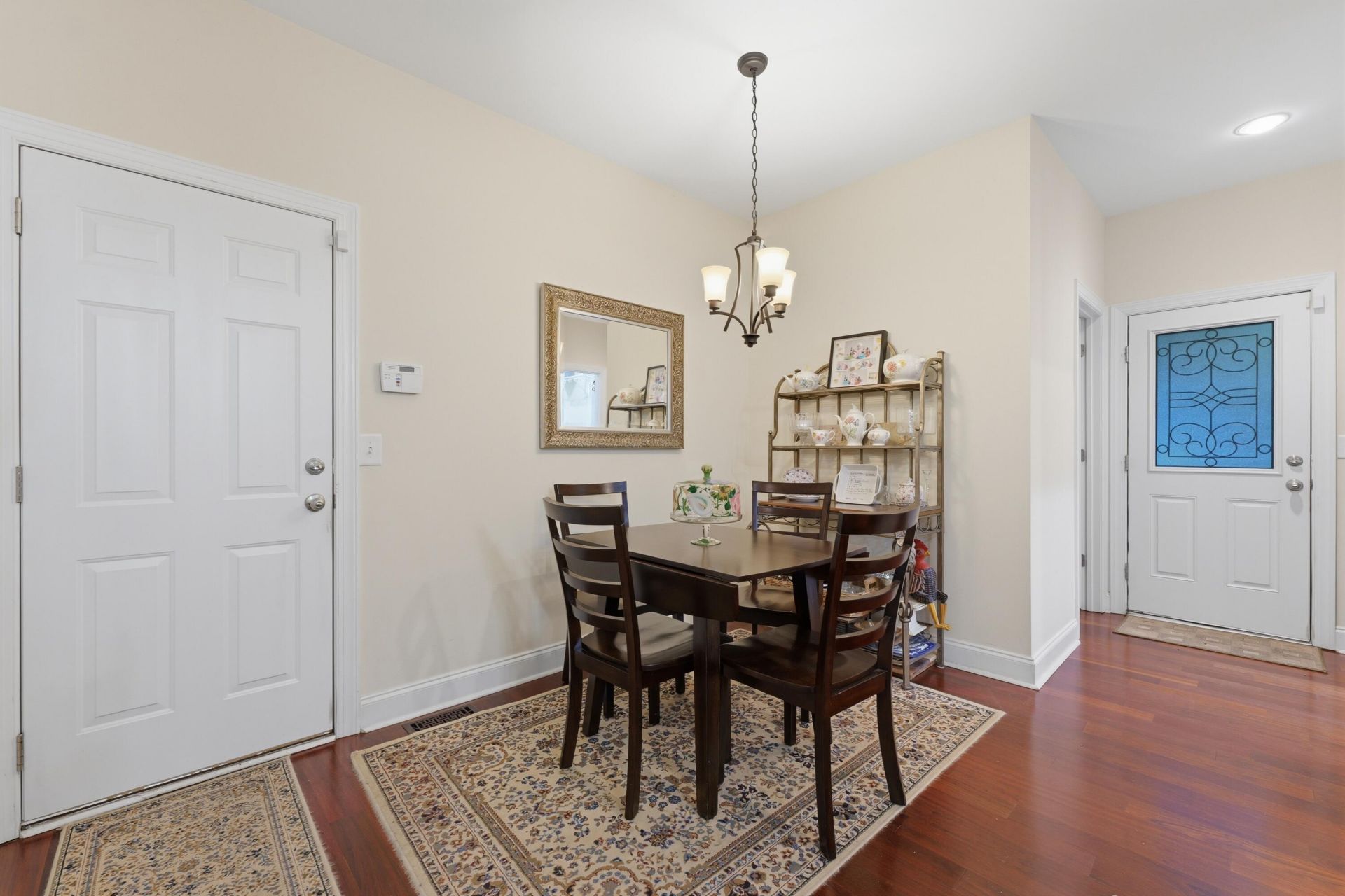 207 Summer Breeze Way Photo 18