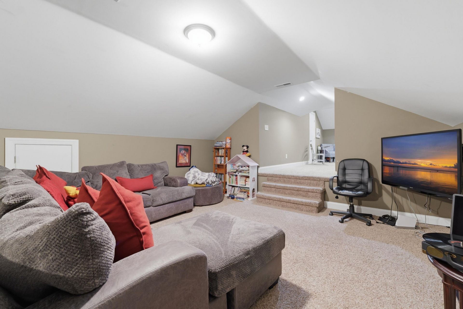 207 Summer Breeze Way Photo 39