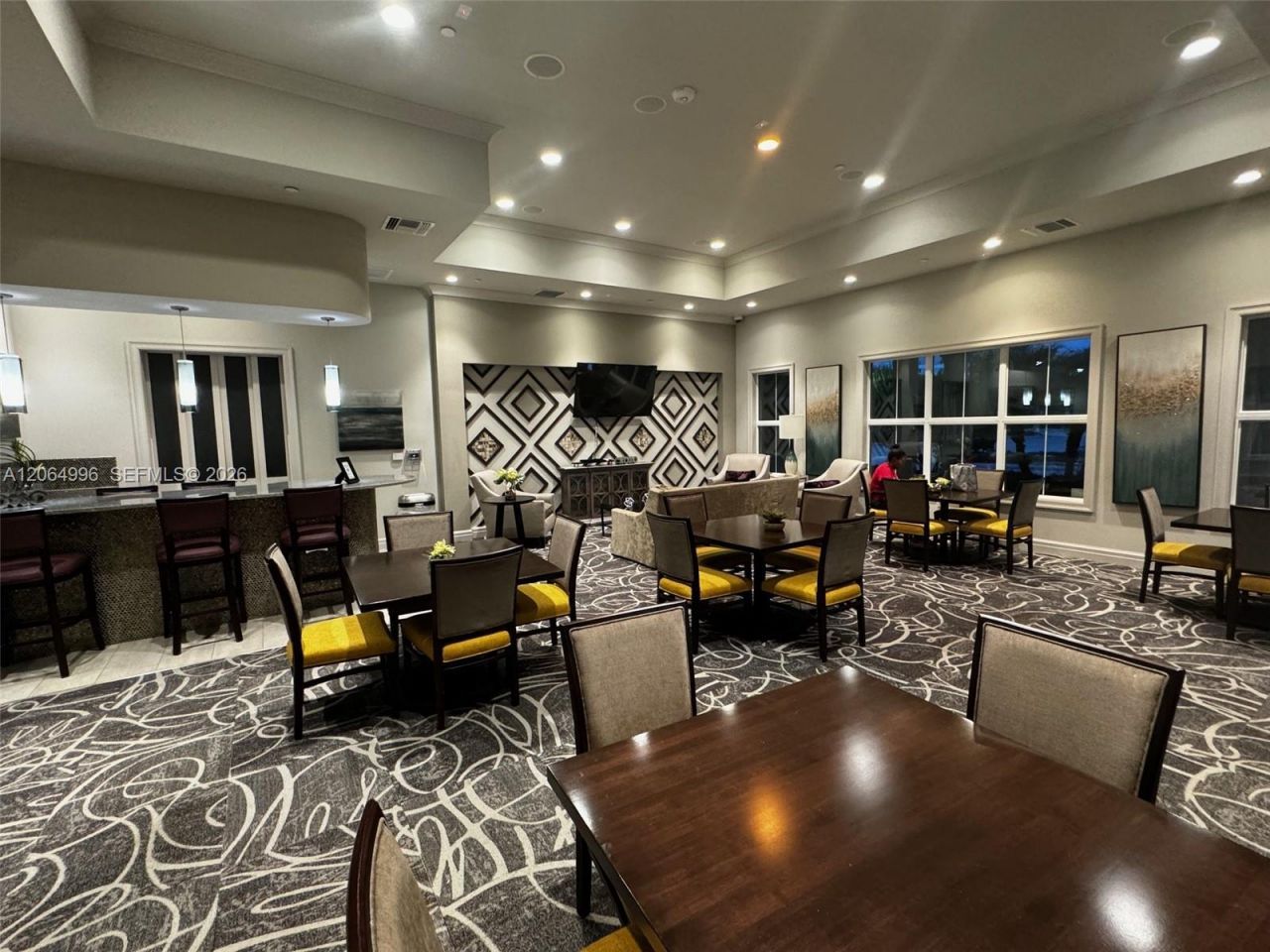 950 Hillcrest Dr , Unit 411, Hollywood, FL 33021 Photo