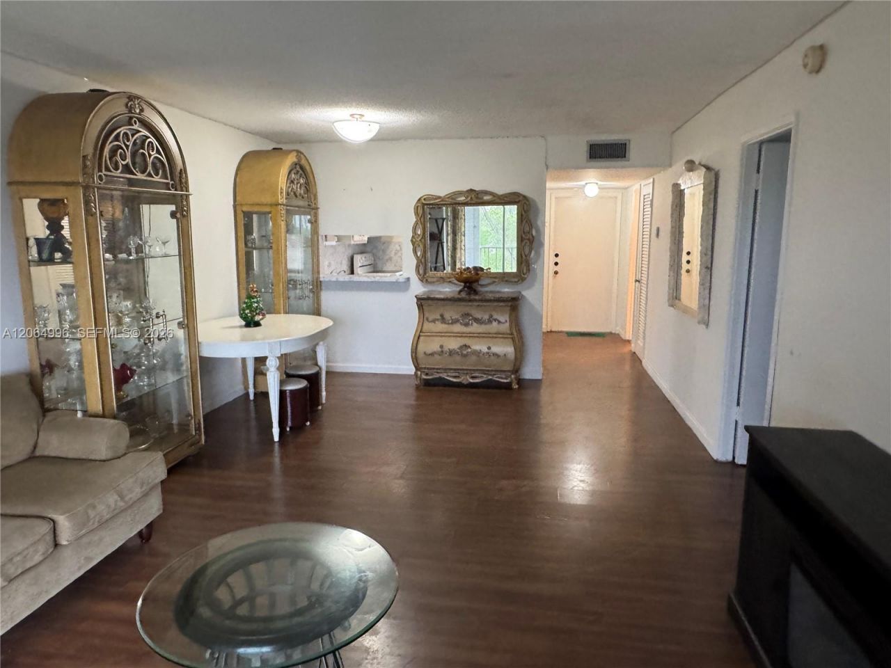 950 Hillcrest Dr , Unit 411, Hollywood, FL 33021 Photo