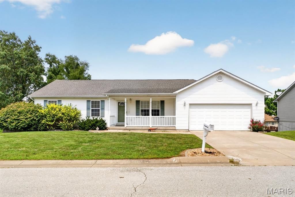 819 Tiffany Court, Marthasville, MO 63357 Main Photo