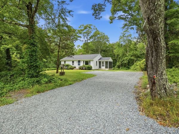 292 Anawan St, Rehoboth, MA 02769