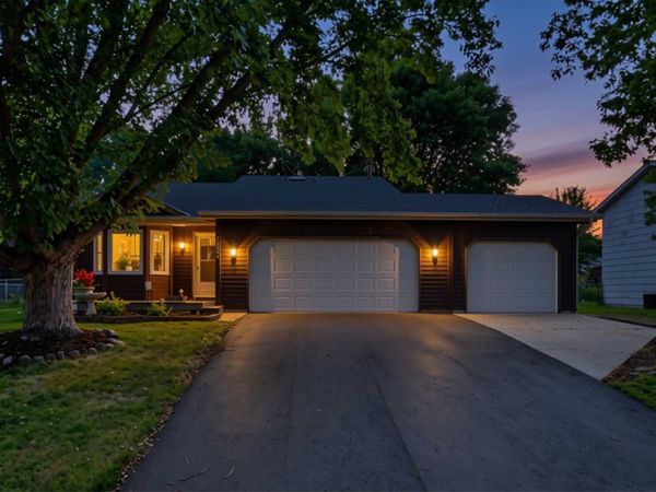 12801 Belle Aire Drive, Champlin, MN 55316