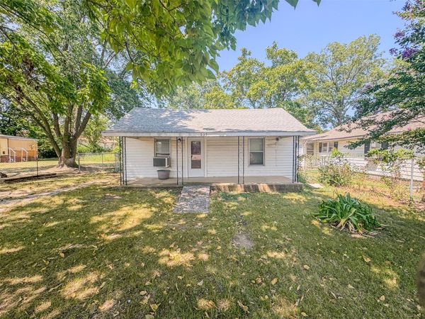 539 W 1st Street , Konawa, OK 74849