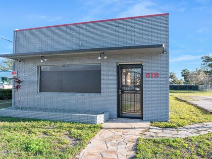 619 W Intl Speedway Boulevard Daytona Beach, FL 32114
