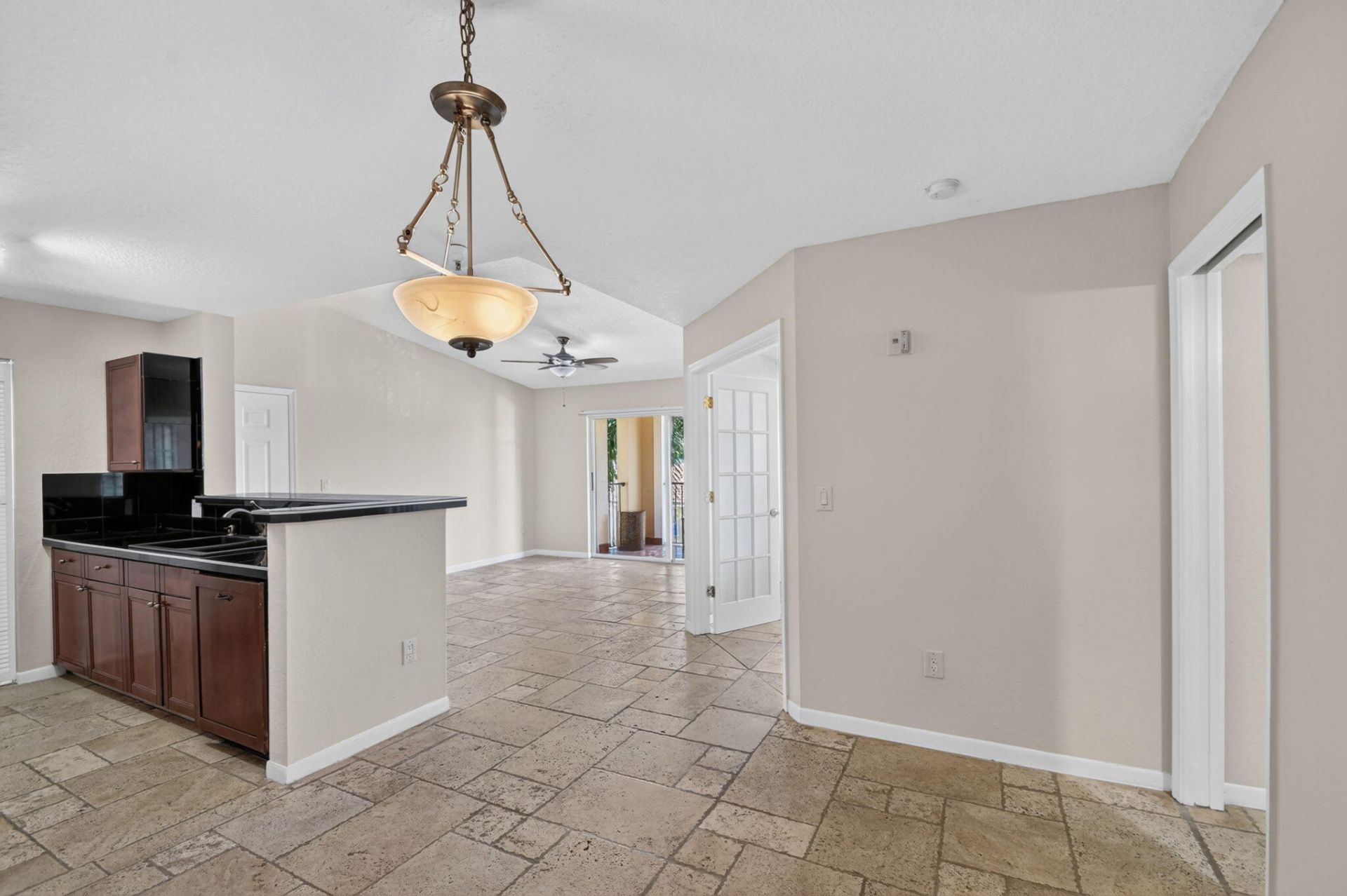 160 Yacht Club Way, Unit 211, Hypoluxo, FL 33462 Photo