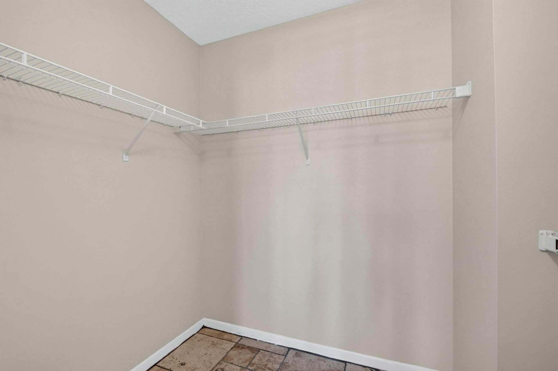 160 Yacht Club Way, Unit 211, Hypoluxo, FL 33462 Photo