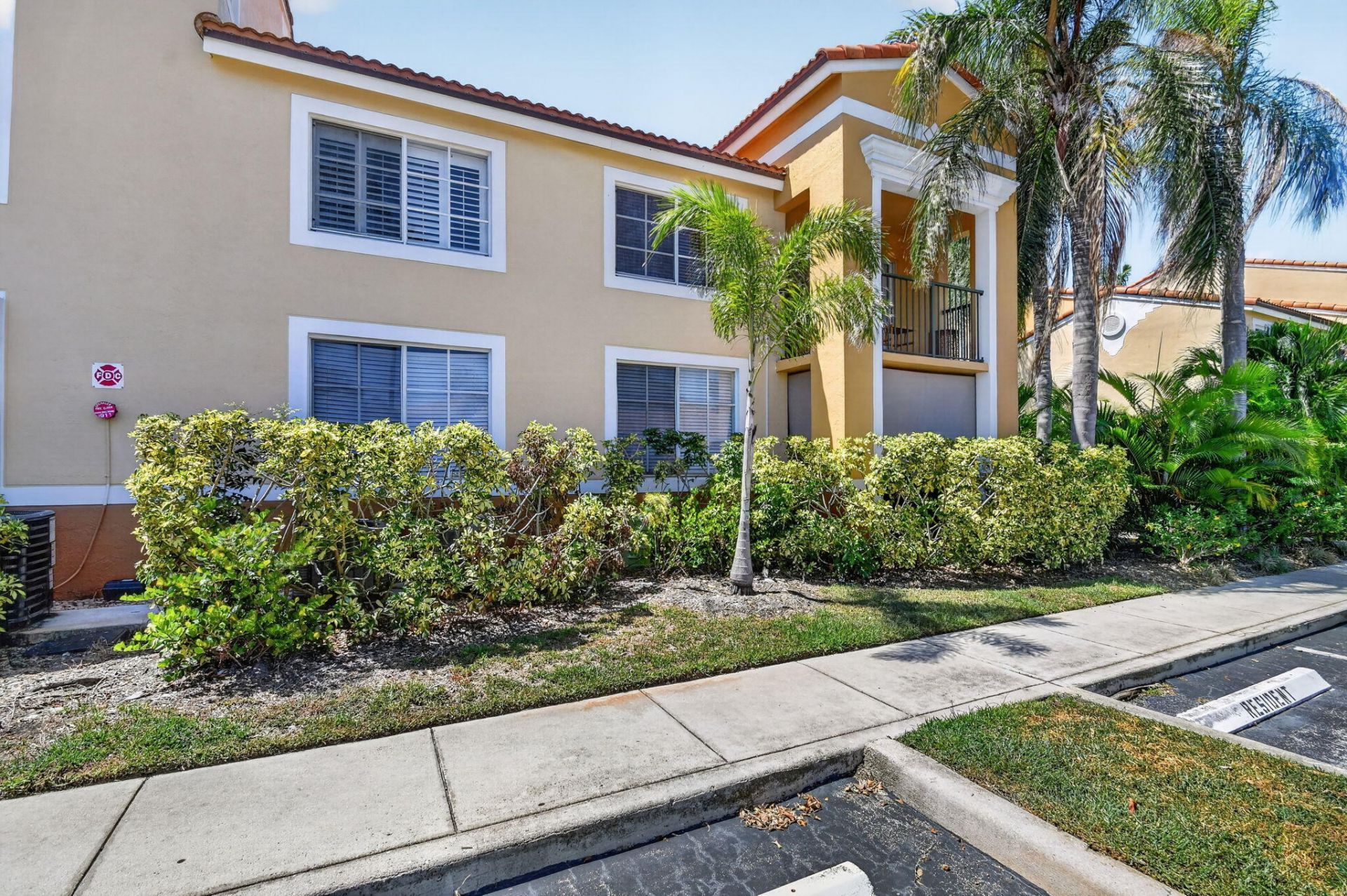 160 Yacht Club Way, Unit 211, Hypoluxo, FL 33462 Photo
