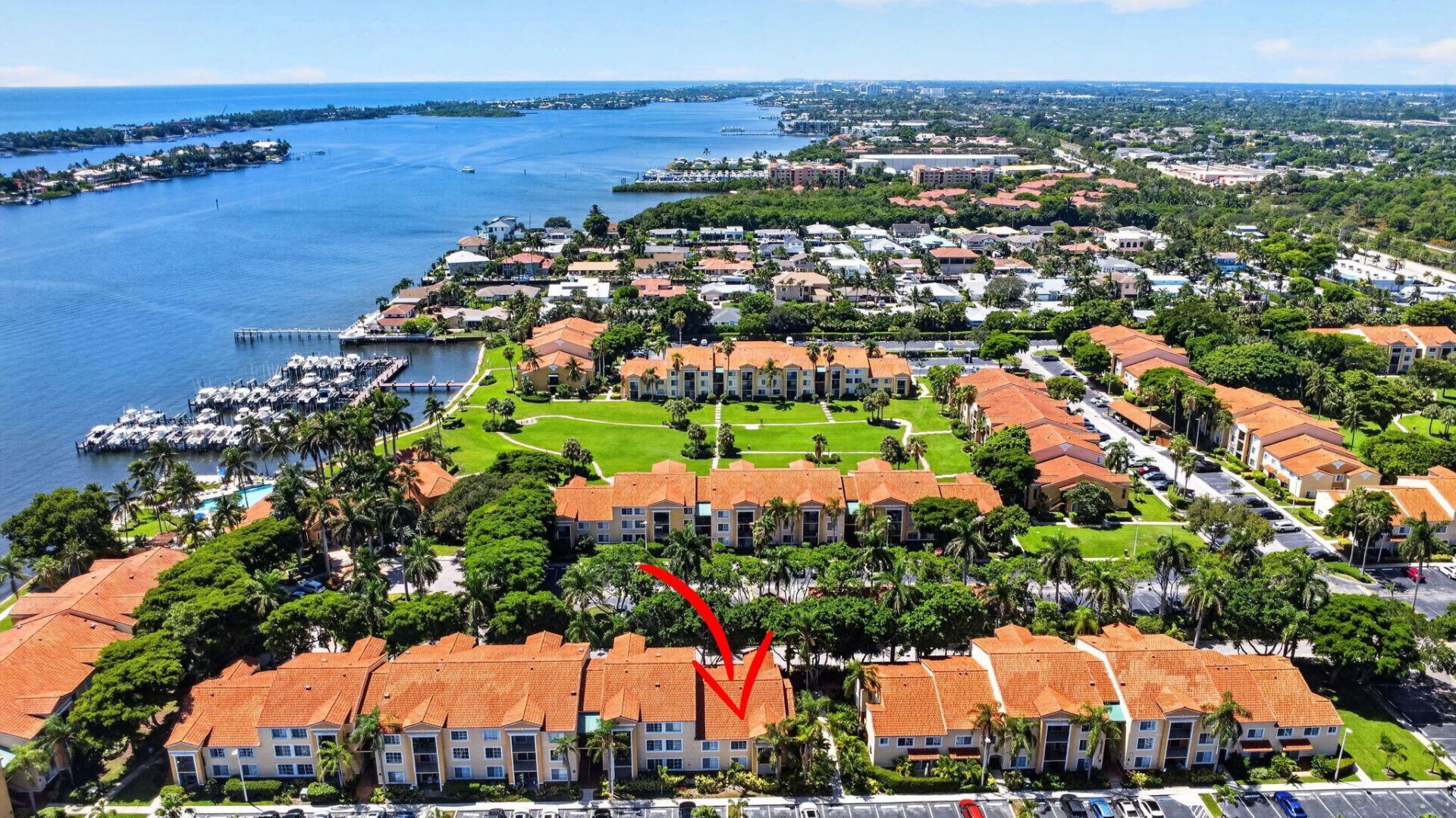 160 Yacht Club Way, Unit 211, Hypoluxo, FL 33462 Photo