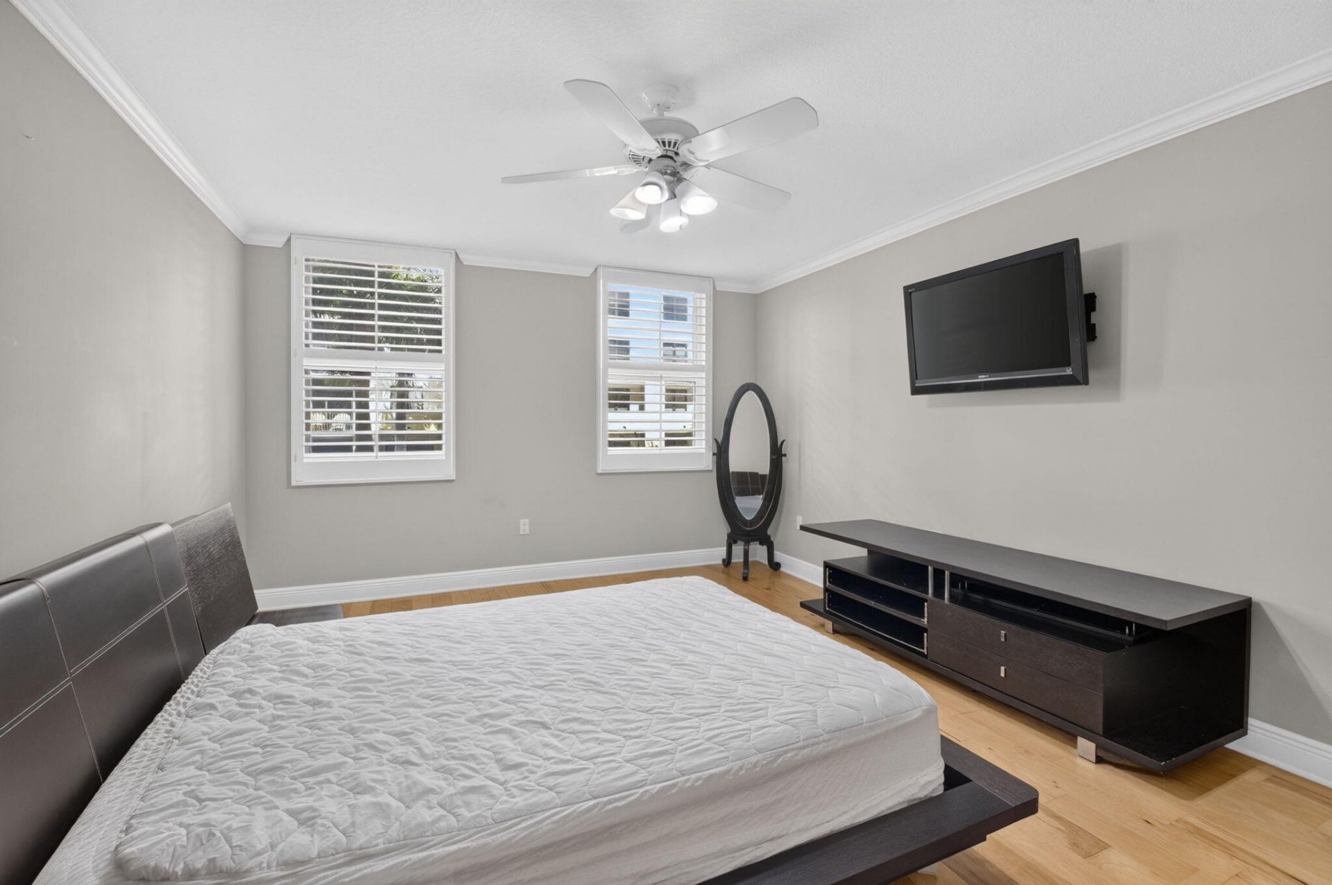 99 SE Mizner Boulevard, Unit 345, Boca Raton, FL 33432 Photo