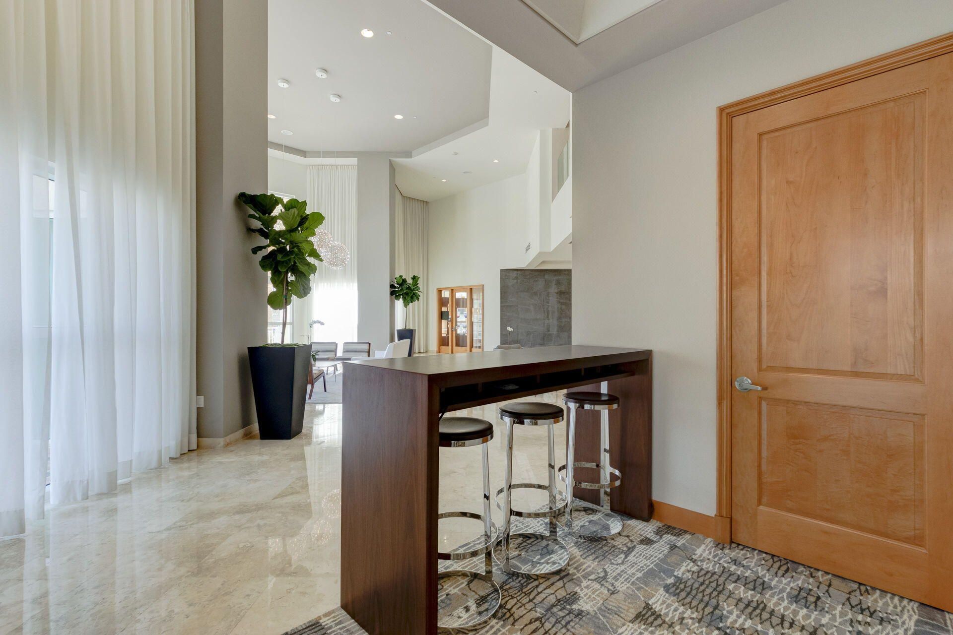 99 SE Mizner Boulevard, Unit 345, Boca Raton, FL 33432 Photo
