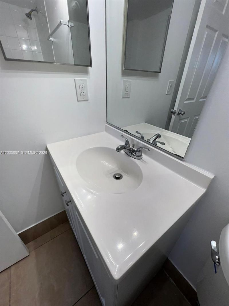 2421 NW 56th Ave, Unit 2-103, Lauderhill, FL 33313 Photo