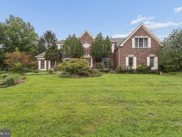 1 CHESAPEAKE COURT, PRINCETON JUNCTION, NJ 08550