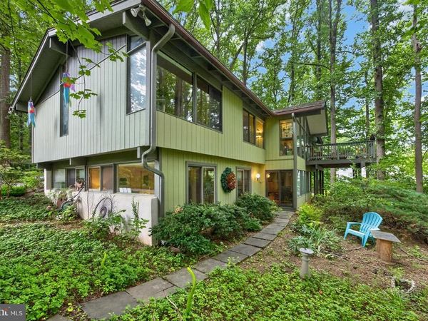 1048 BEAUMONT ROAD, BERWYN, PA 19312