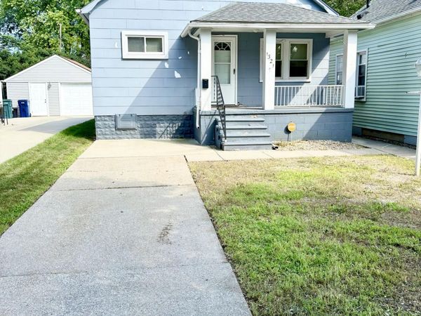 1321 Applewood Avenue, Lincoln Park, MI 48146
