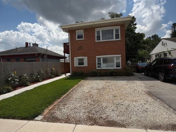 1995 Howard Street , Unit 1R, Des Plaines, IL 60018