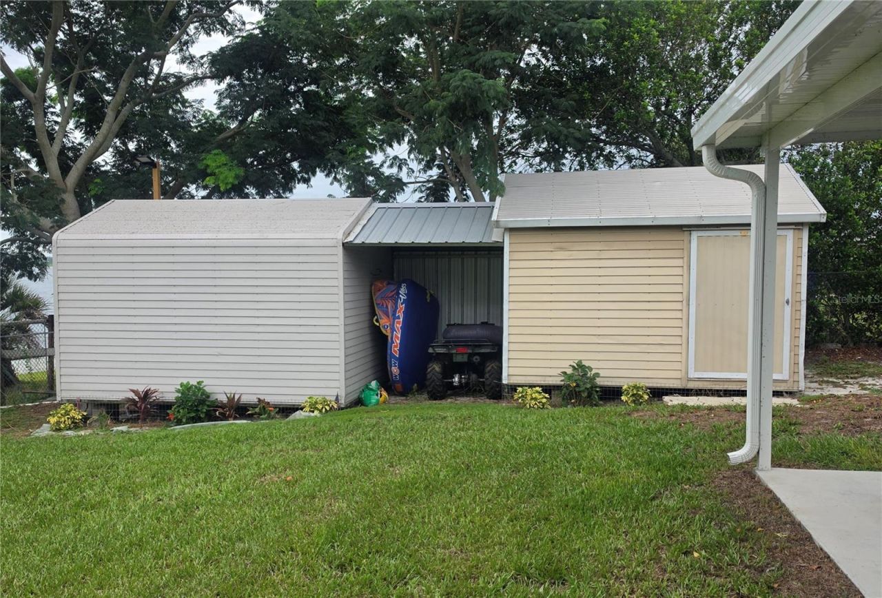 1380 Eagle Avenue E, Eagle Lake, FL 33839 Photo