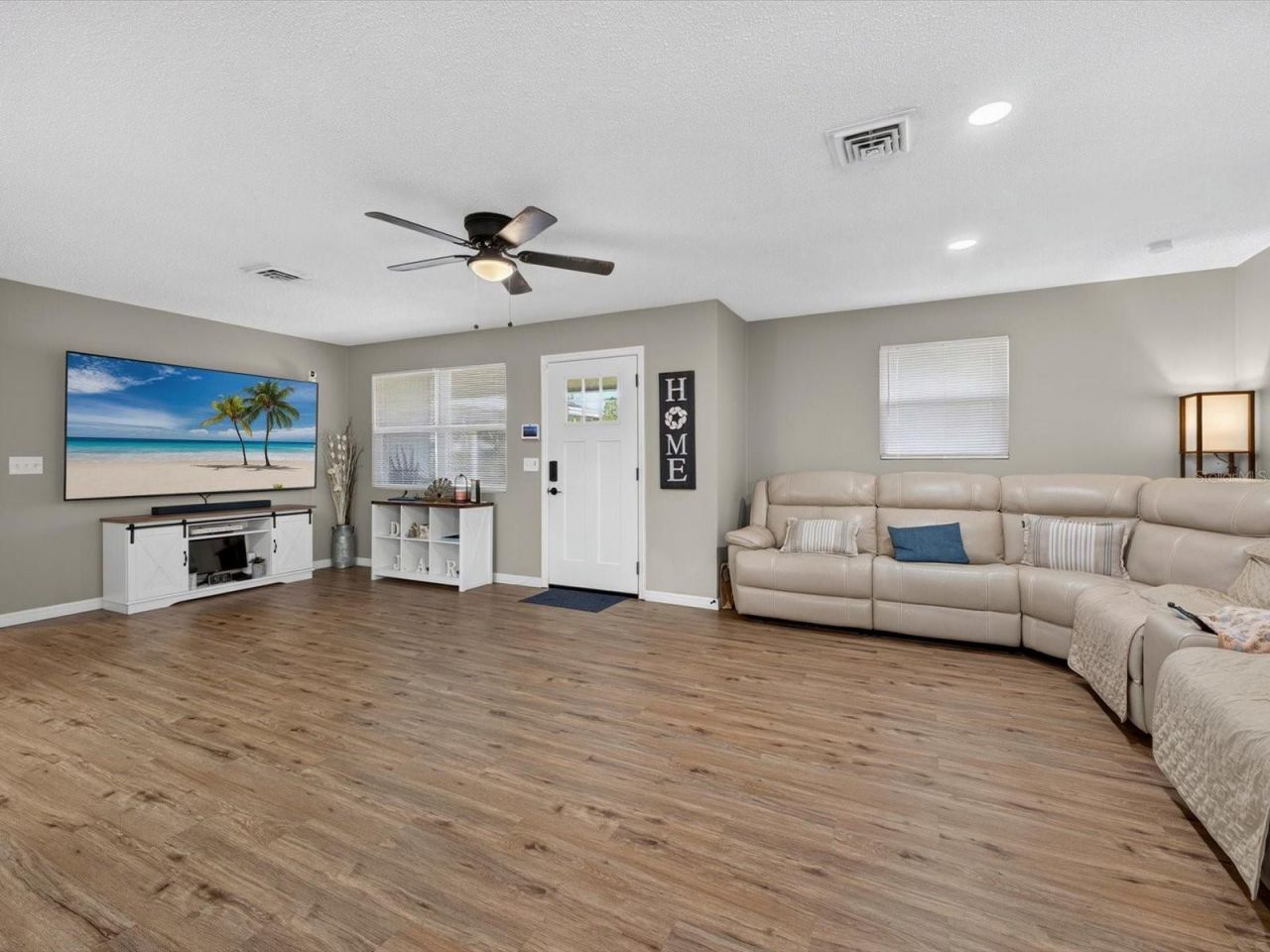1380 Eagle Avenue E, Eagle Lake, FL 33839 Photo