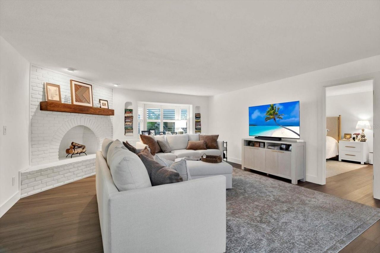 1040 Palm Drive, Belleair Beach, FL 33786 Photo