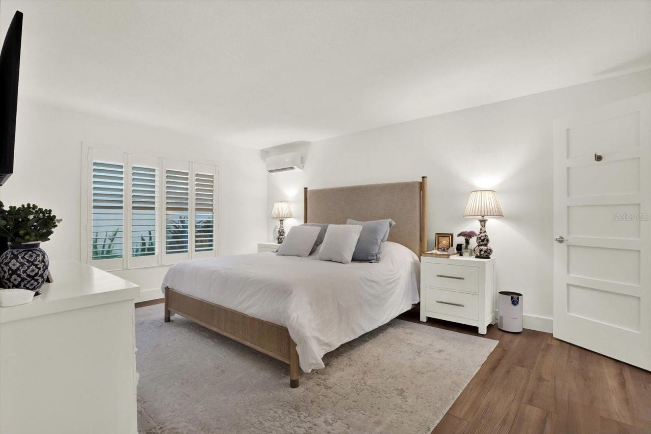 1040 Palm Drive, Belleair Beach, FL 33786 Photo