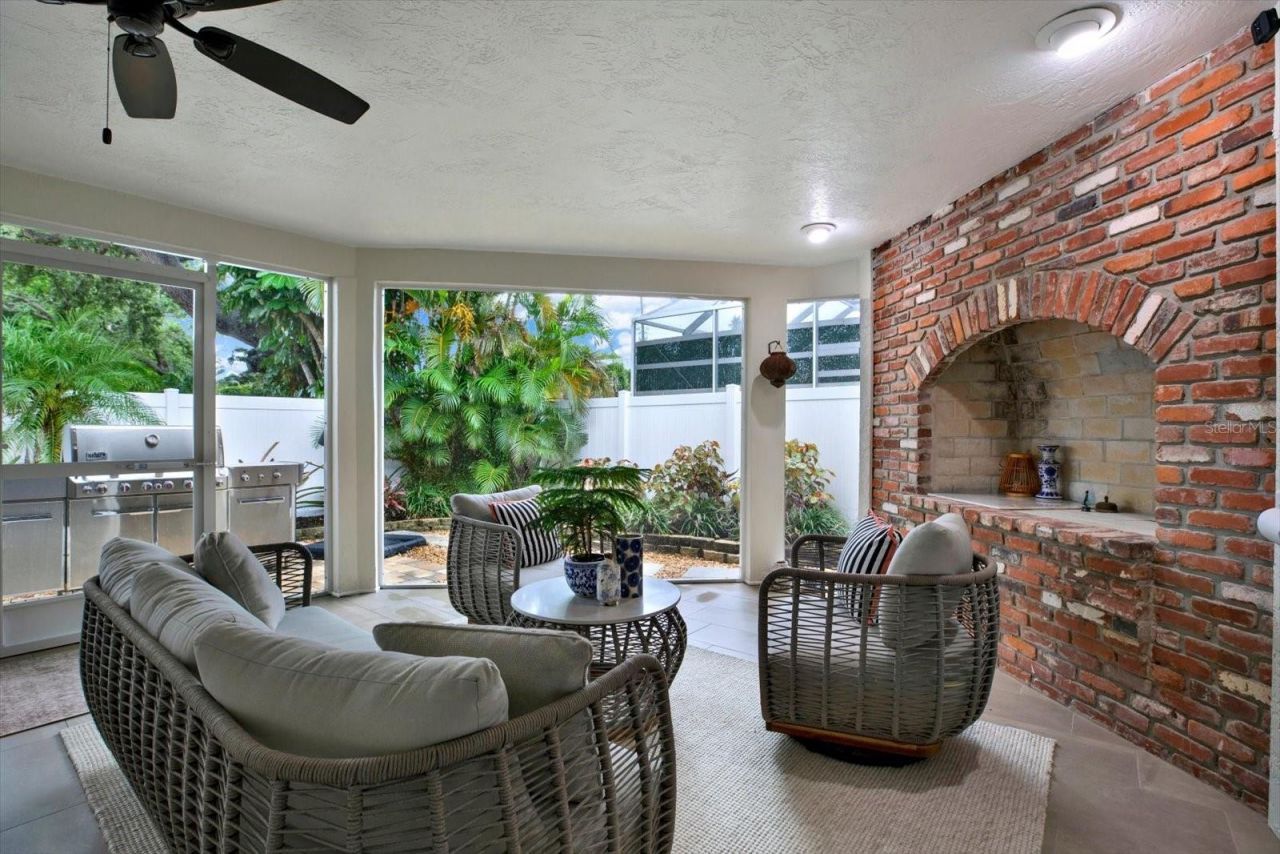 1040 Palm Drive, Belleair Beach, FL 33786 Photo