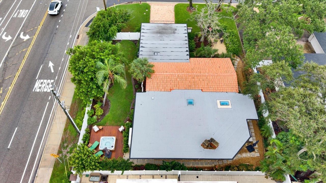 1040 Palm Drive, Belleair Beach, FL 33786 Photo