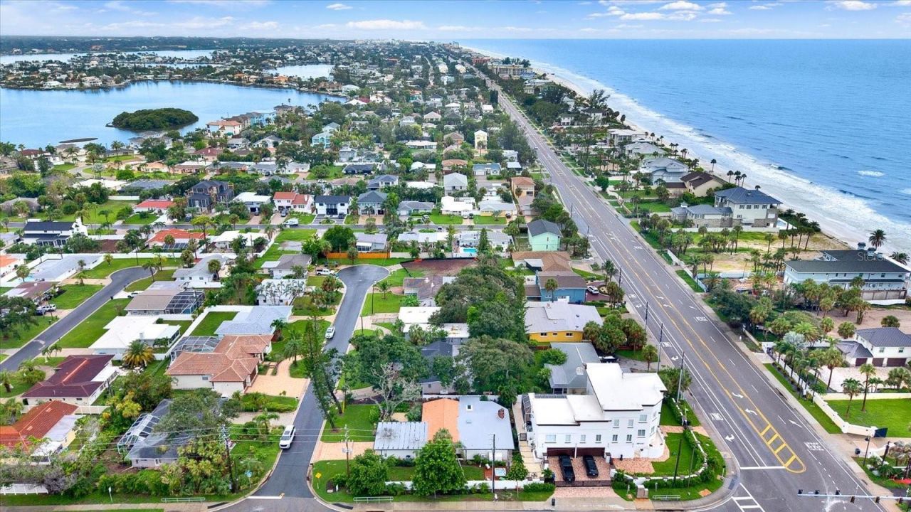 1040 Palm Drive, Belleair Beach, FL 33786 Photo