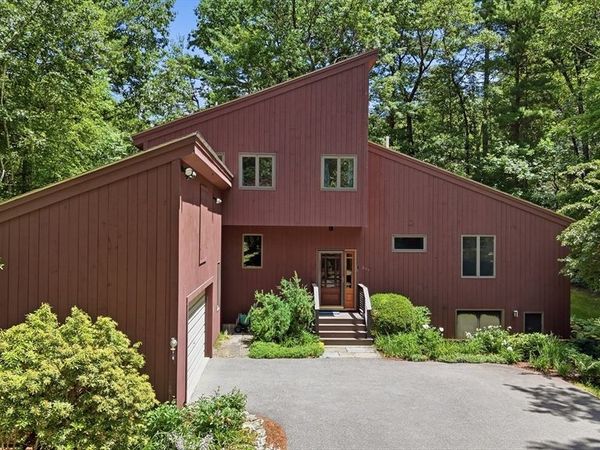 297 Reedy Meadow Rd, Groton, MA 01450