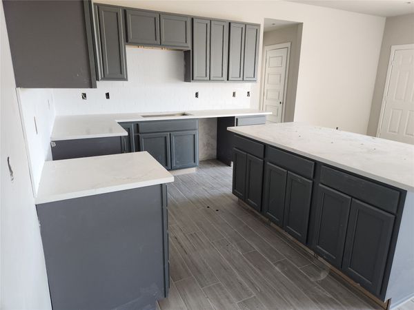 1916 Topaz Road , Pryor, OK 74361