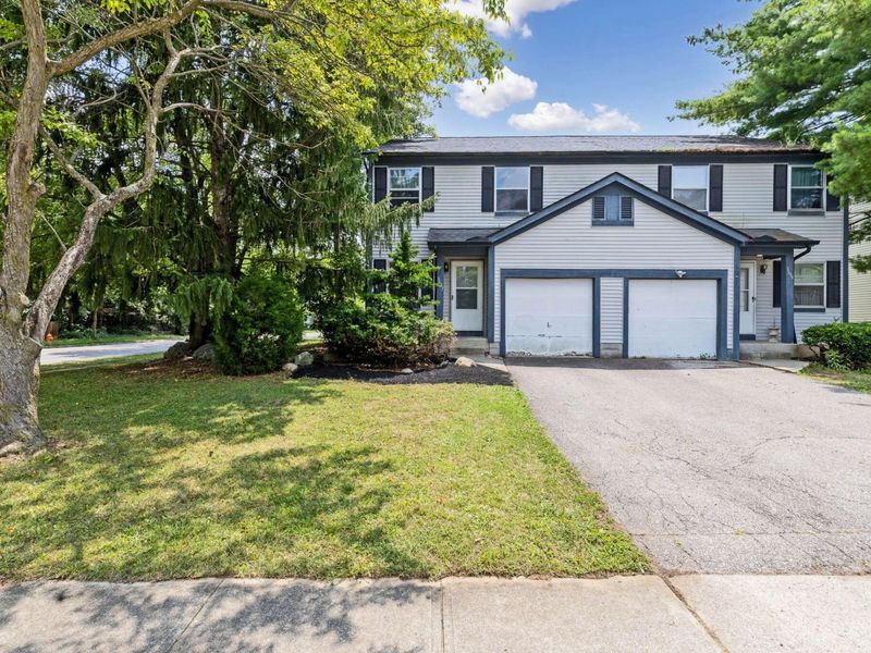 3697 Heatherglen Drive, Columbus, OH 43221 Photo 2