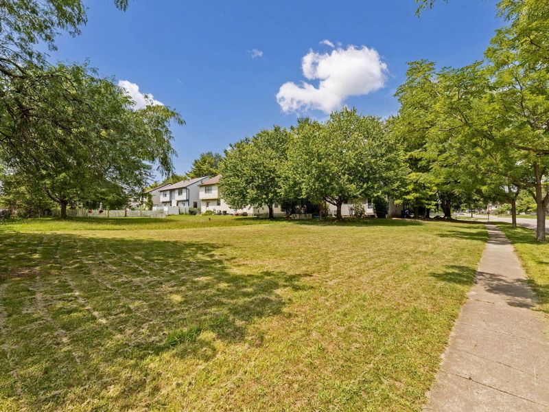 3697 Heatherglen Drive, Columbus, OH 43221 Photo 33