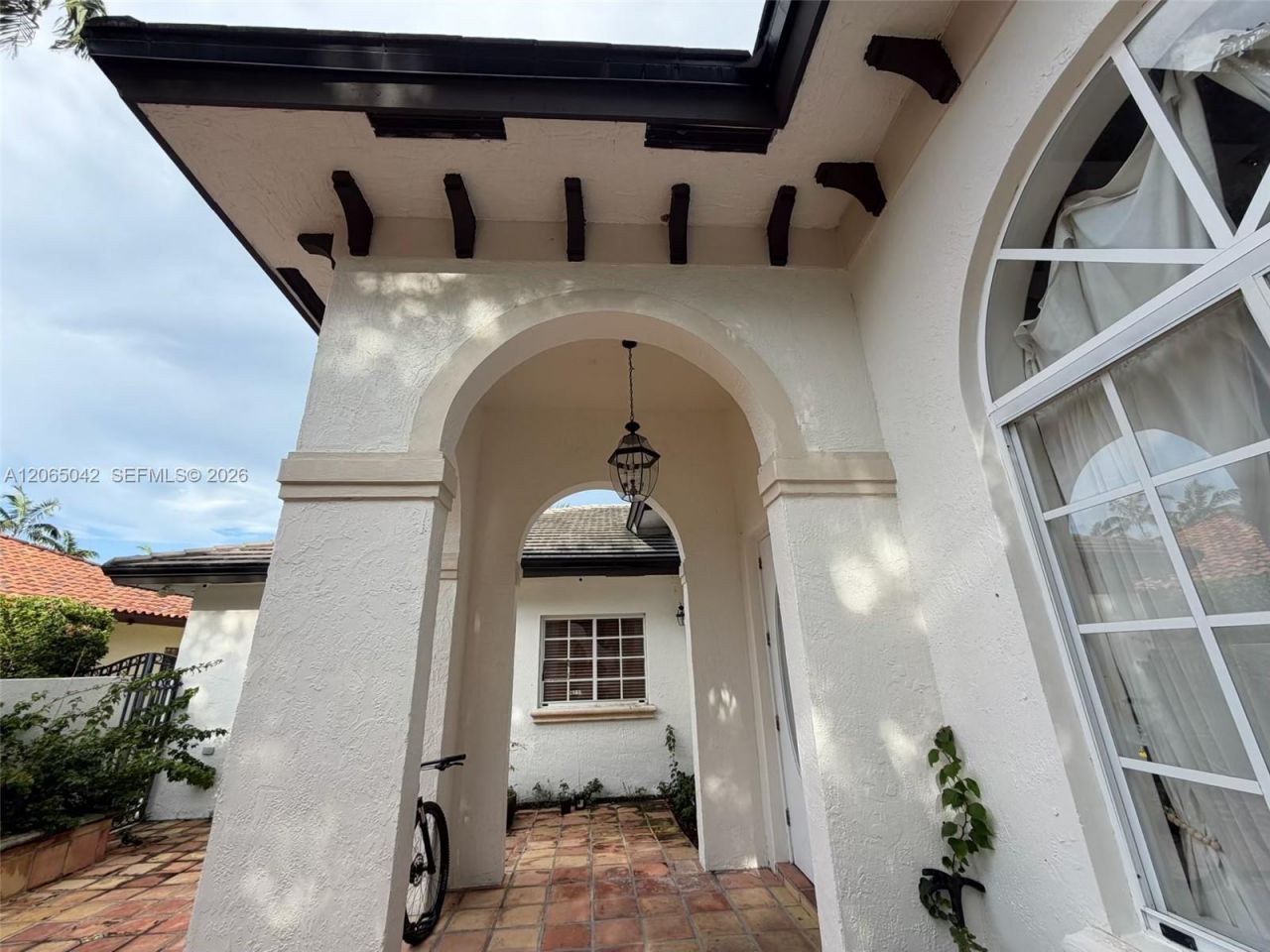 15901 NW 83rd Pl, Miami Lakes, FL 33016 Photo